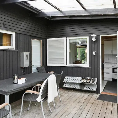 3 Bedroom Cozy In Juelsminde Дом отдыха *