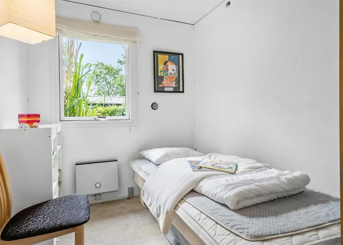 3 Bedroom Cozy In Juelsminde Vakantiehuis *