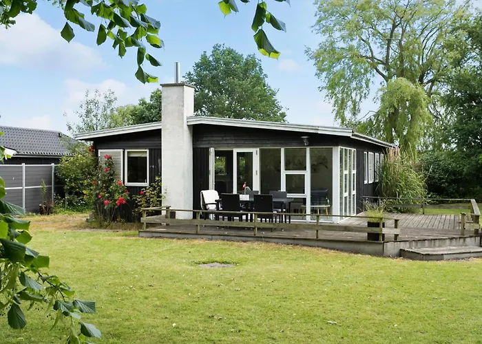 3 Bedroom Cozy In Juelsminde *